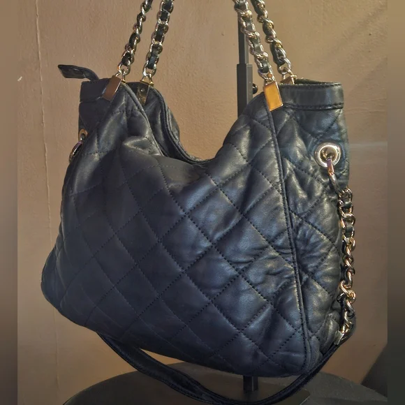 Michael Kors Susannah Black Quilted Leather Shoulder Bag with Chain Straps - Picture 7 of 16